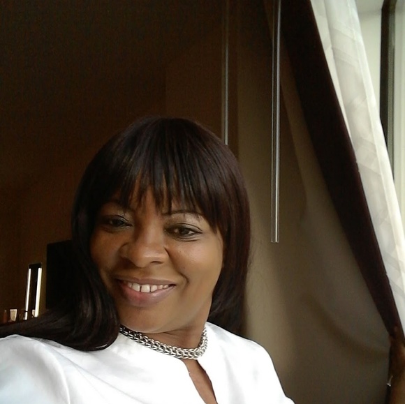 Meet your Posher, Paula - Picture 1 of 1